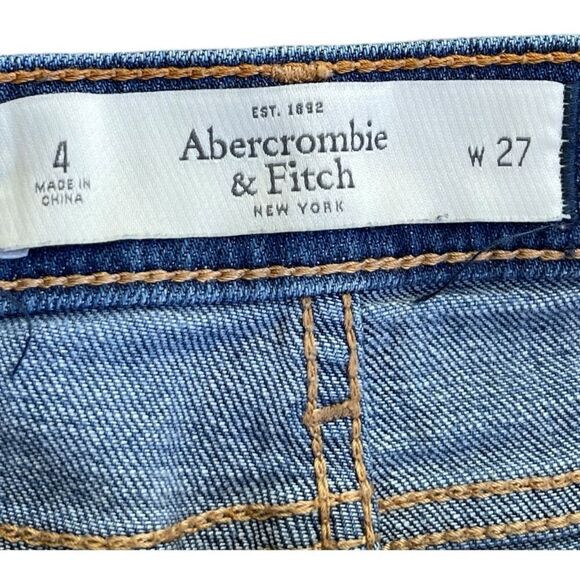 Abercrombie & Fitch Denim Rhinestone Shorts Size 4 Pockets Studs Raw Hems EUC - Picture 4 of 5